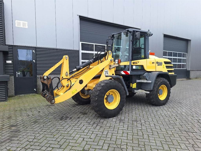 Yanmar V 120 - Kolesni nakladalec: slika 2 Yanmar V 120 - Kolesni nakladalec: slika 2