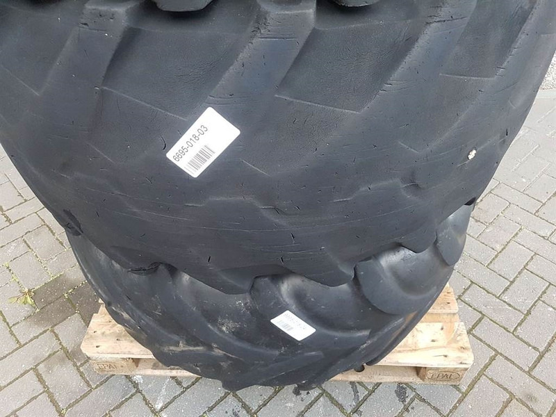 Zettelmeyer ZL801-BKT 480/70R24-Tire/Reifen/Band - Gume in platišča za Gradbeni stroj: slika 4 Zettelmeyer ZL801-BKT 480/70R24-Tire/Reifen/Band - Gume in platišča za Gradbeni stroj: slika 4