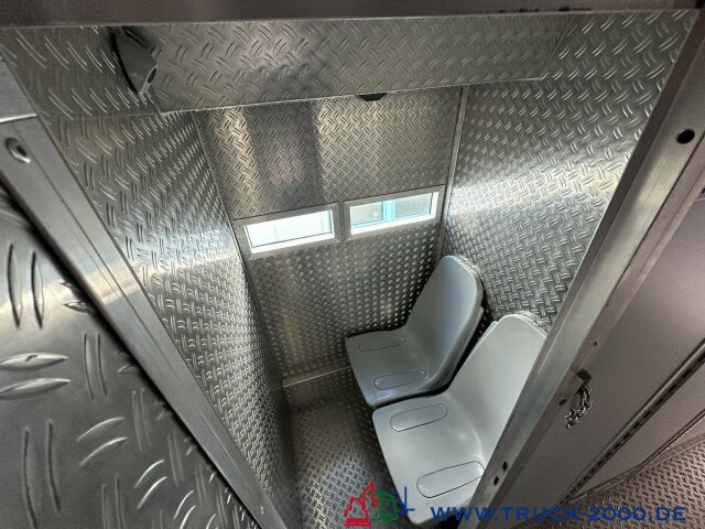 Mercedes-Benz Setra prison transporter 15 cells - 29 prisoners - Avtobus: slika 5 Mercedes-Benz Setra prison transporter 15 cells - 29 prisoners - Avtobus: slika 5