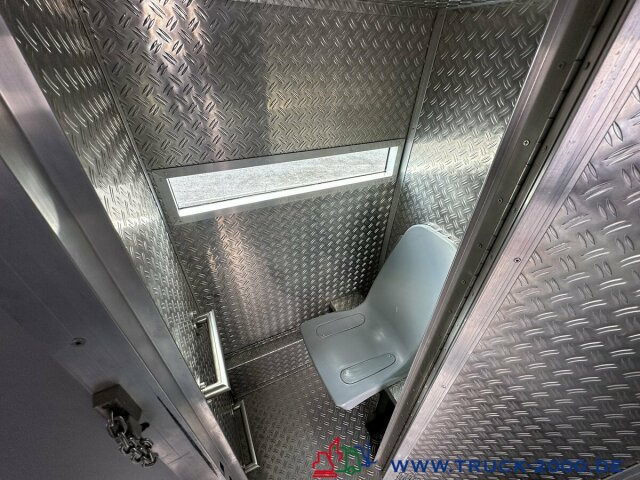 Mercedes-Benz Setra prison transporter 15 cells - 29 prisoners - Avtobus: slika 3 Mercedes-Benz Setra prison transporter 15 cells - 29 prisoners - Avtobus: slika 3