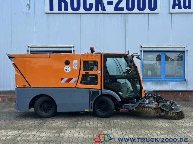 DULEVO 2000 3 Besen- 4x4Allrad- 4 Radlenkung - Vozilo za pometanje: slika 5 DULEVO 2000 3 Besen- 4x4Allrad- 4 Radlenkung - Vozilo za pometanje: slika 5