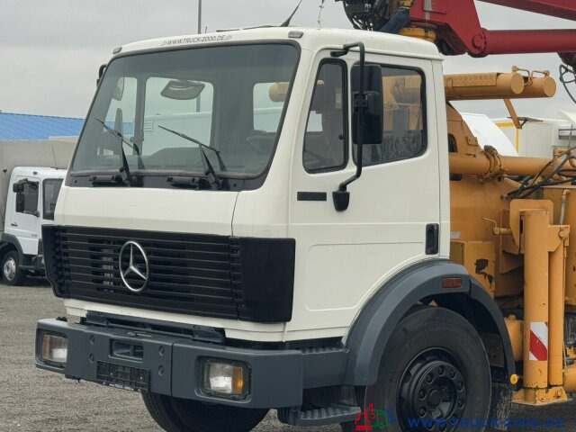 Mercedes-Benz 1722 Betonpumpe Schwing 23m 4 Mast Hallenmeister - Tovornjak z dvigalom: slika 2 Mercedes-Benz 1722 Betonpumpe Schwing 23m 4 Mast Hallenmeister - Tovornjak z dvigalom: slika 2