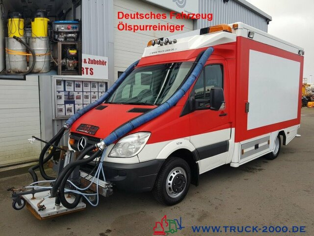Mercedes-Benz 515 CDI Ölspurreiniger Technik Bj. 2013 TÜV NEU - Vozilo za pometanje: slika 1 Mercedes-Benz 515 CDI Ölspurreiniger Technik Bj. 2013 TÜV NEU - Vozilo za pometanje: slika 1