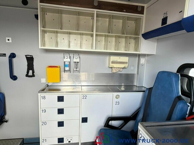 Mercedes-Benz Sprinter 516 Fahrtec RTW Luftfederung 1. Hand - Reševalno vozilo: slika 4 Mercedes-Benz Sprinter 516 Fahrtec RTW Luftfederung 1. Hand - Reševalno vozilo: slika 4