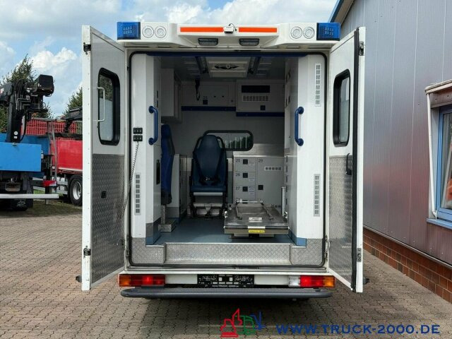Mercedes-Benz Sprinter 516 Fahrtec RTW Luftfederung Retarder - Reševalno vozilo: slika 3 Mercedes-Benz Sprinter 516 Fahrtec RTW Luftfederung Retarder - Reševalno vozilo: slika 3