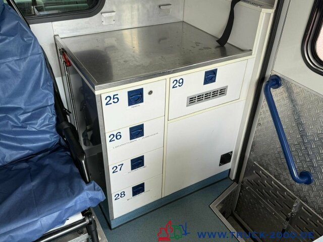 Mercedes-Benz Sprinter 516 Fahrtec RTW Luftfederung Retarder - Reševalno vozilo: slika 3 Mercedes-Benz Sprinter 516 Fahrtec RTW Luftfederung Retarder - Reševalno vozilo: slika 3