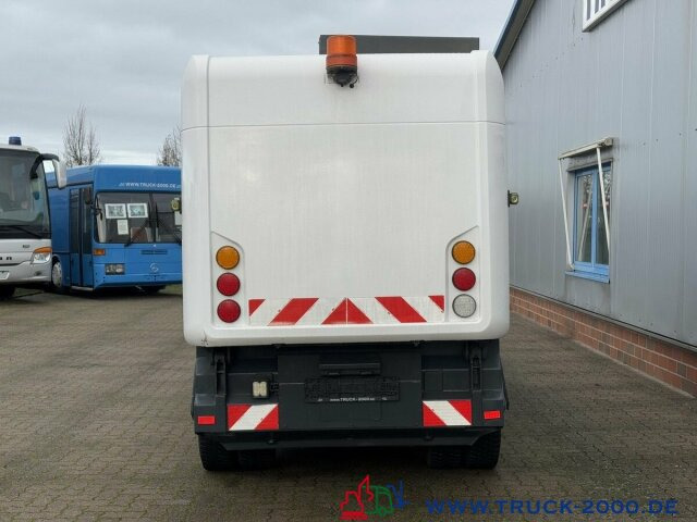 Ravo 540 3 Besensystem Sweeper + Sprühen 50 Km/h - Vozilo za pometanje: slika 4 Ravo 540 3 Besensystem Sweeper + Sprühen 50 Km/h - Vozilo za pometanje: slika 4