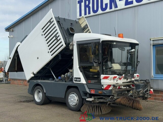 Ravo 540 3 Besensystem Sweeper + Sprühen 50 Km/h - Vozilo za pometanje: slika 3 Ravo 540 3 Besensystem Sweeper + Sprühen 50 Km/h - Vozilo za pometanje: slika 3