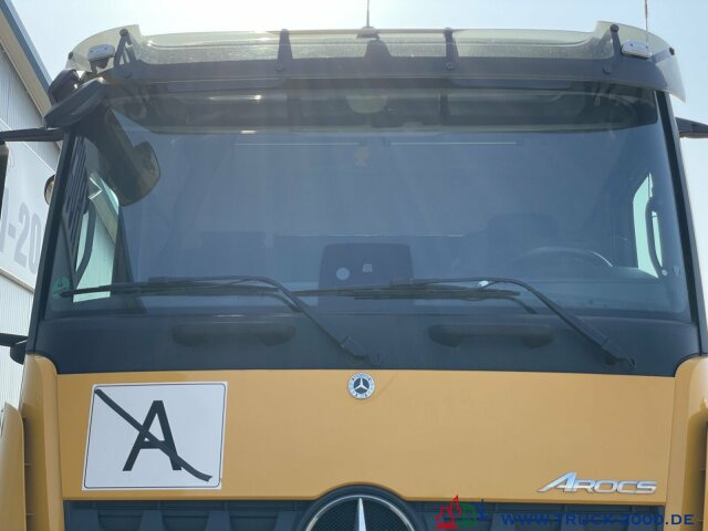 Mercedes-Benz Arocs 1846 4x4 (HAD) Kipphydraulik Euro 6 1.Hand - Vlačilec: slika 5 Mercedes-Benz Arocs 1846 4x4 (HAD) Kipphydraulik Euro 6 1.Hand - Vlačilec: slika 5