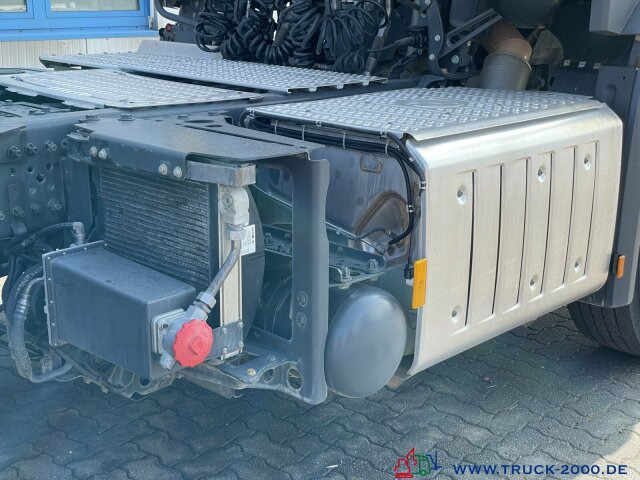 Mercedes-Benz Arocs 1846 4x4 (HAD) Kipphydraulik Euro 6 1.Hand - Vlačilec: slika 3 Mercedes-Benz Arocs 1846 4x4 (HAD) Kipphydraulik Euro 6 1.Hand - Vlačilec: slika 3