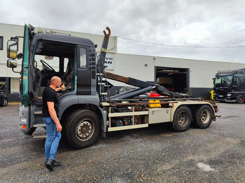 MAN TGA 26.350 6x4 Container AJK Euronorm 3 - Kotalni prekucni tovornjak: slika 5 MAN TGA 26.350 6x4 Container AJK Euronorm 3 - Kotalni prekucni tovornjak: slika 5