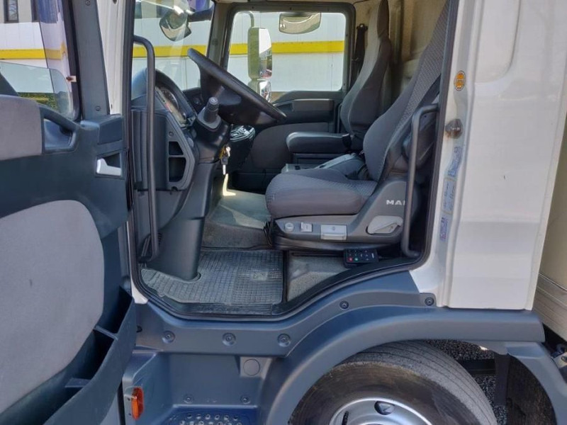 MAN TGL 12.210 Automaat euro4 - Tovornjak zabojnik: slika 5 MAN TGL 12.210 Automaat euro4 - Tovornjak zabojnik: slika 5