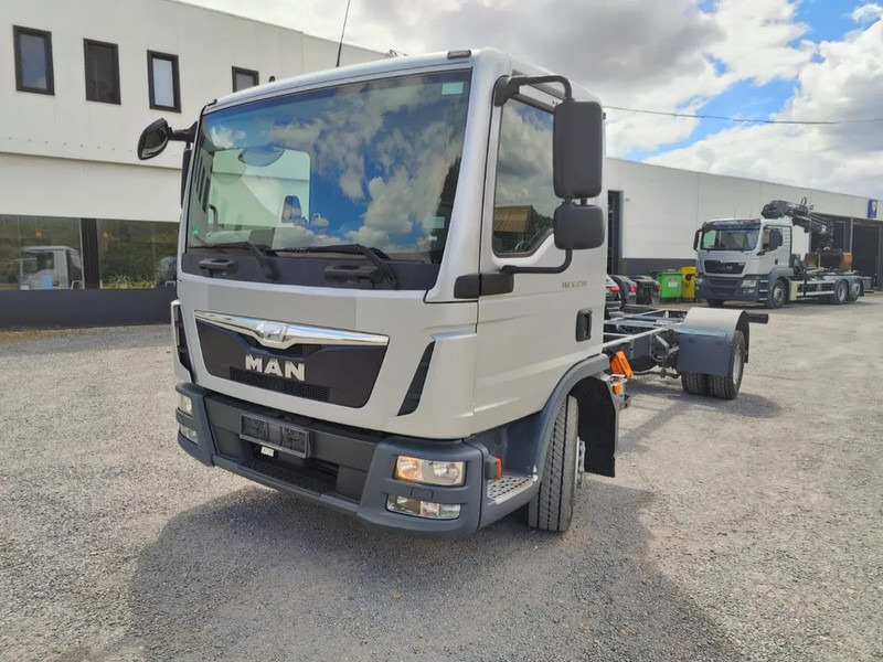 MAN TGL 12.250 Chassis cabine Euro6 - Tovornjak-šasija: slika 2 MAN TGL 12.250 Chassis cabine Euro6 - Tovornjak-šasija: slika 2