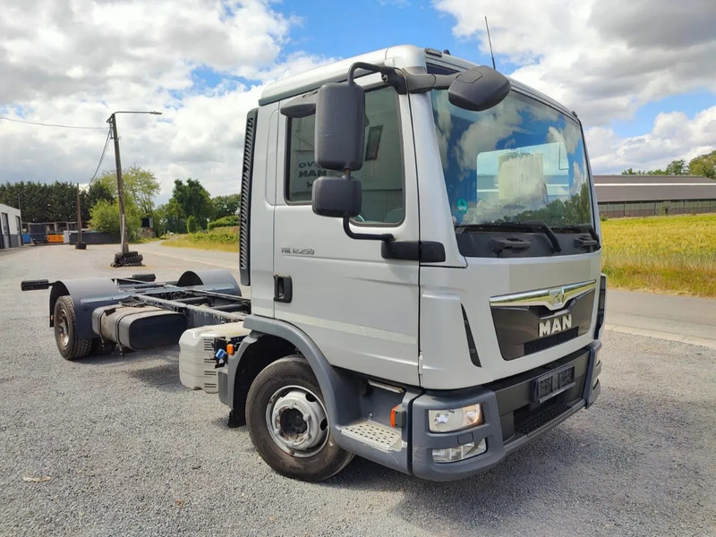 MAN TGL 12.250 Chassis cabine Euro6 - Tovornjak-šasija: slika 1 MAN TGL 12.250 Chassis cabine Euro6 - Tovornjak-šasija: slika 1