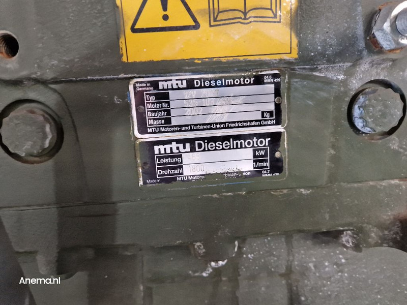 MTU (MERCEDES-BENZ) 12V 2000 - Motor: slika 2 MTU (MERCEDES-BENZ) 12V 2000 - Motor: slika 2
