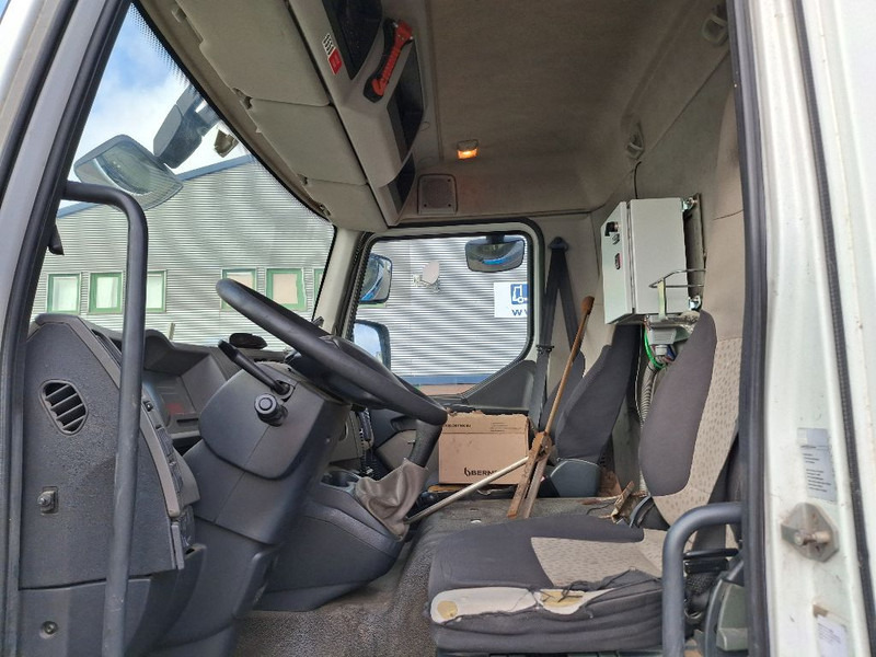 Renault MIDLUM 280DXI - Tovornjak cisterna: slika 4 Renault MIDLUM 280DXI - Tovornjak cisterna: slika 4