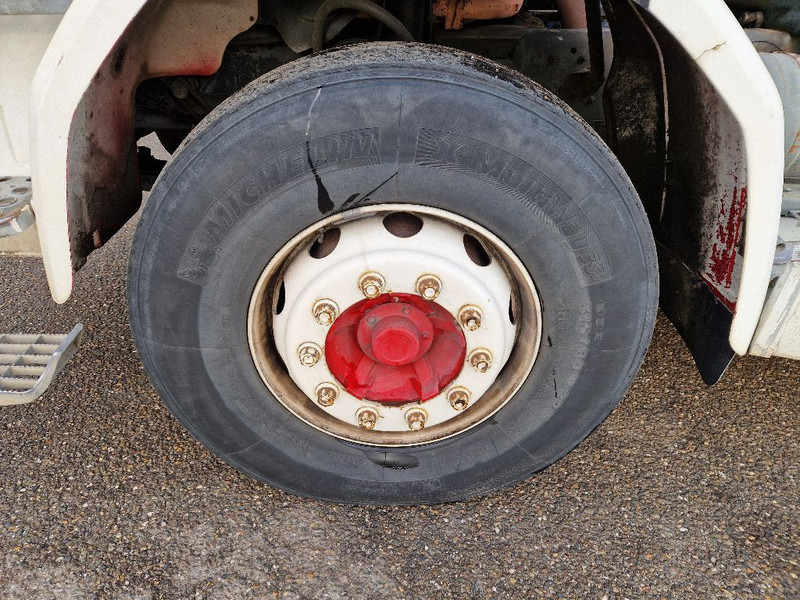 Scania R 142 H 6X2 V8 - Tovornjak s kesonom: slika 2 Scania R 142 H 6X2 V8 - Tovornjak s kesonom: slika 2