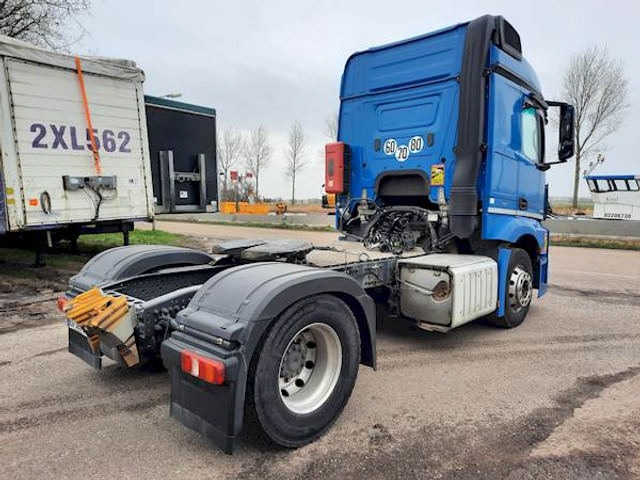 Mercedes-Benz ACTROS 1843 - Vlačilec: slika 4 Mercedes-Benz ACTROS 1843 - Vlačilec: slika 4