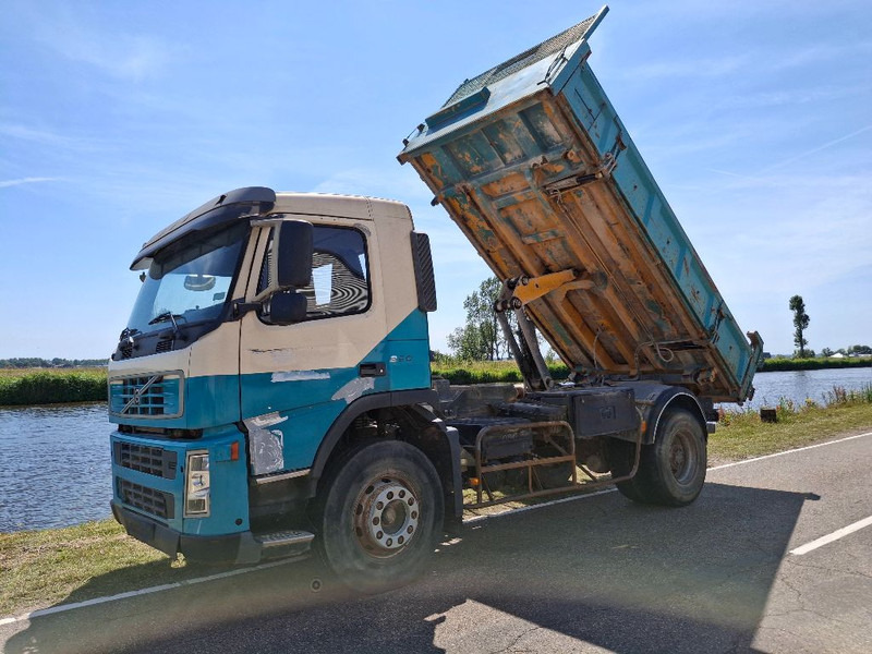 Volvo FM 260 KIPPER MANUAL GEARBOX - Tovornjak prekucnik: slika 1 Volvo FM 260 KIPPER MANUAL GEARBOX - Tovornjak prekucnik: slika 1