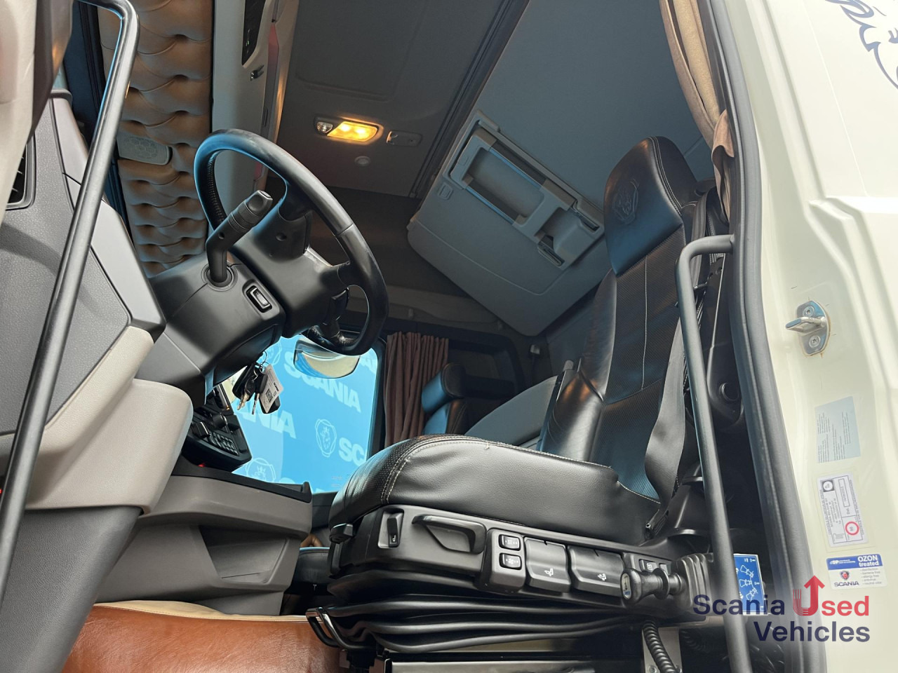 SCANIA R 540 A6X2/2NB RETARDER DIFF-L FULL AIR 8T HYDRO - Vlačilec: slika 3 SCANIA R 540 A6X2/2NB RETARDER DIFF-L FULL AIR 8T HYDRO - Vlačilec: slika 3