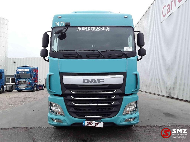 DAF XF 460 Spacecab Combi 6x2 - Tovornjak s ponjavo: slika 2 DAF XF 460 Spacecab Combi 6x2 - Tovornjak s ponjavo: slika 2