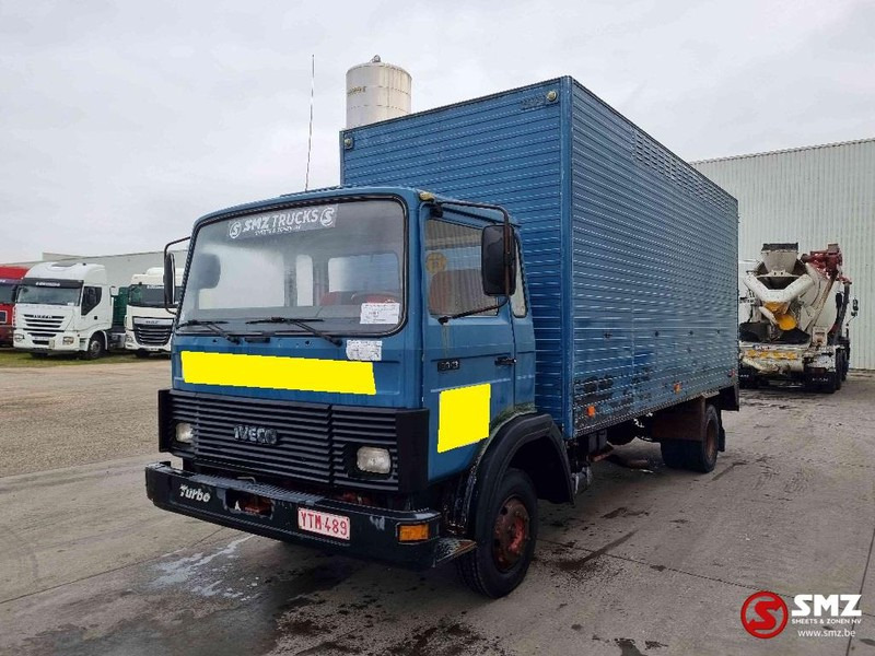 Iveco 90 - 13 horse/cheavaux AIRcooled - Tovornjak za prevoz konj: slika 3 Iveco 90 - 13 horse/cheavaux AIRcooled - Tovornjak za prevoz konj: slika 3