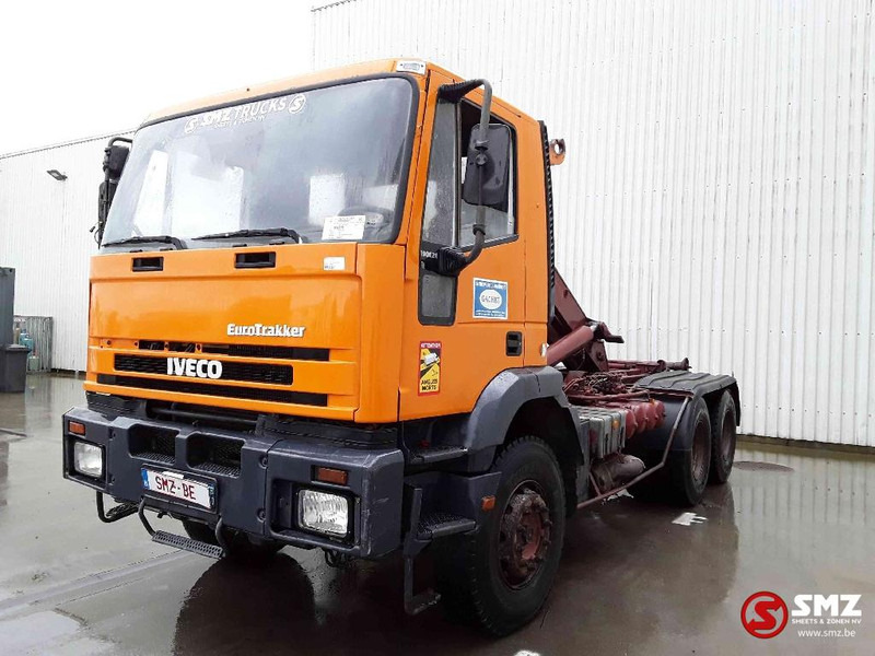 Iveco Trakker 260 E 34 6x4 francais - Kontejnerski tovornjak/ Tovornjak z zamenljivim tovoriščem: slika 3 Iveco Trakker 260 E 34 6x4 francais - Kontejnerski tovornjak/ Tovornjak z zamenljivim tovoriščem: slika 3