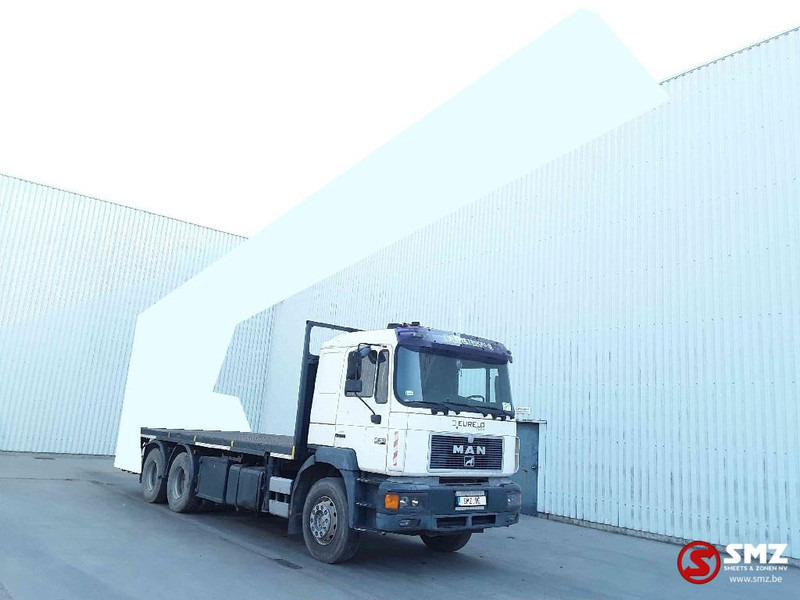 MAN 26.403 26.403 6x4 lames - Tovornjak s kesonom, Tovornjak z dvigalom: slika 1 MAN 26.403 26.403 6x4 lames - Tovornjak s kesonom, Tovornjak z dvigalom: slika 1