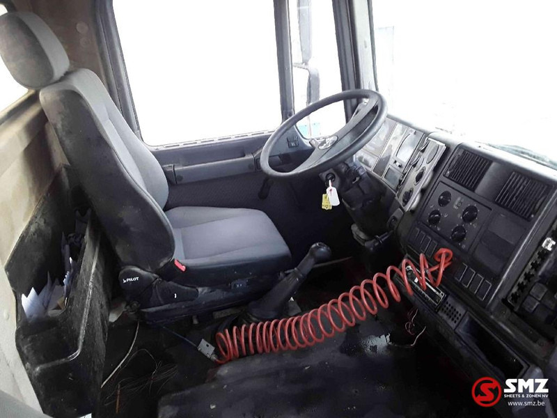 Interior photo 1: Tovornjak prekucnik MAN 41.414 francais french