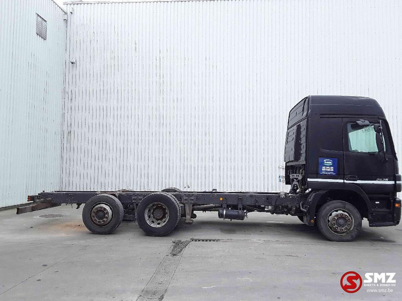 Mercedes-Benz Actros 2536 - Tovornjak-šasija: slika 4 Mercedes-Benz Actros 2536 - Tovornjak-šasija: slika 4