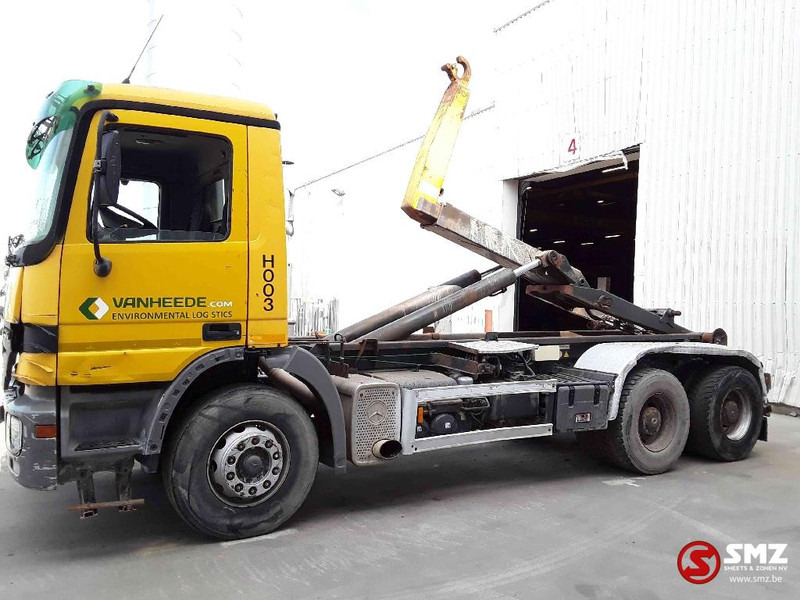 Mercedes-Benz Actros 2636 6x4 lames steel 3x - Kontejnerski tovornjak/ Tovornjak z zamenljivim tovoriščem: slika 5 Mercedes-Benz Actros 2636 6x4 lames steel 3x - Kontejnerski tovornjak/ Tovornjak z zamenljivim tovoriščem: slika 5