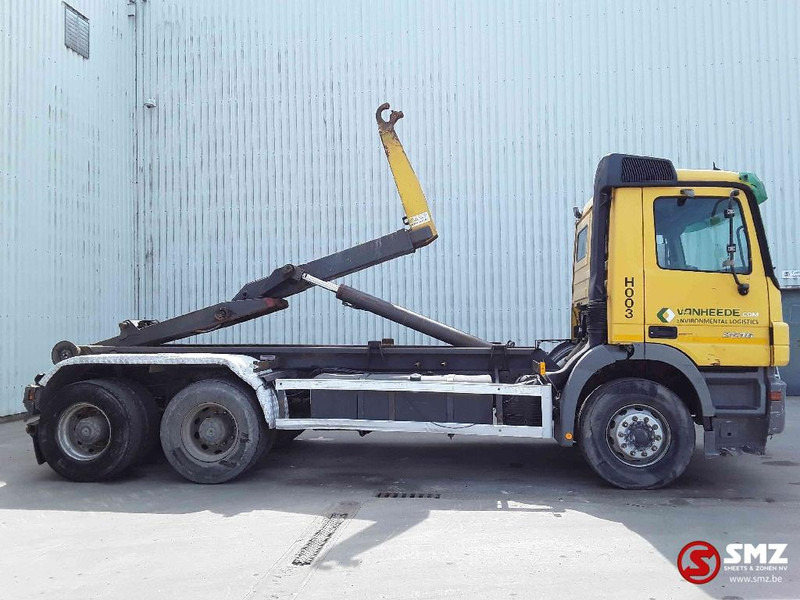 Mercedes-Benz Actros 2636 6x4 lames steel 3x - Kontejnerski tovornjak/ Tovornjak z zamenljivim tovoriščem: slika 4 Mercedes-Benz Actros 2636 6x4 lames steel 3x - Kontejnerski tovornjak/ Tovornjak z zamenljivim tovoriščem: slika 4
