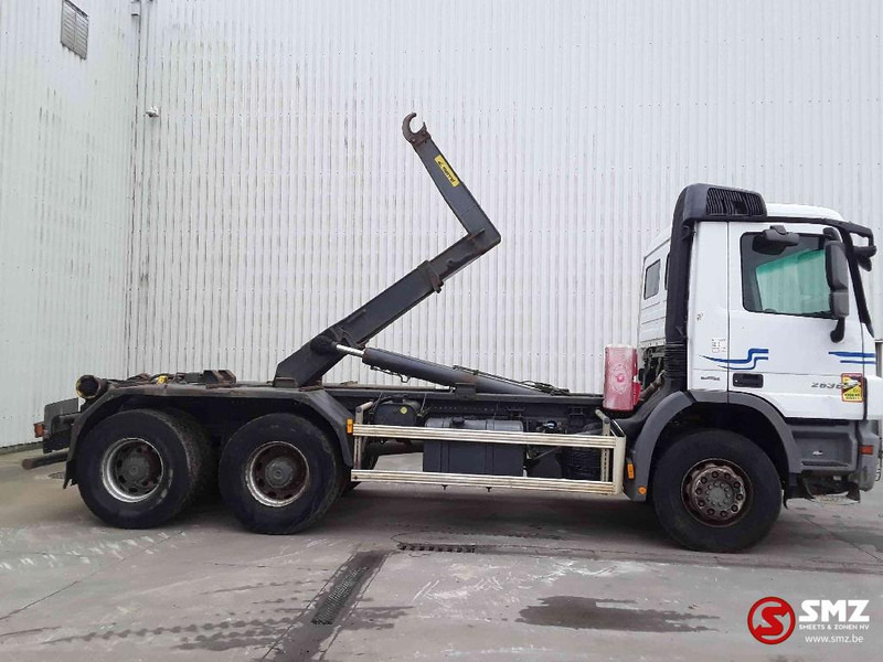 Mercedes-Benz Actros 2636 6x4 manual - Kontejnerski tovornjak/ Tovornjak z zamenljivim tovoriščem: slika 4 Mercedes-Benz Actros 2636 6x4 manual - Kontejnerski tovornjak/ Tovornjak z zamenljivim tovoriščem: slika 4