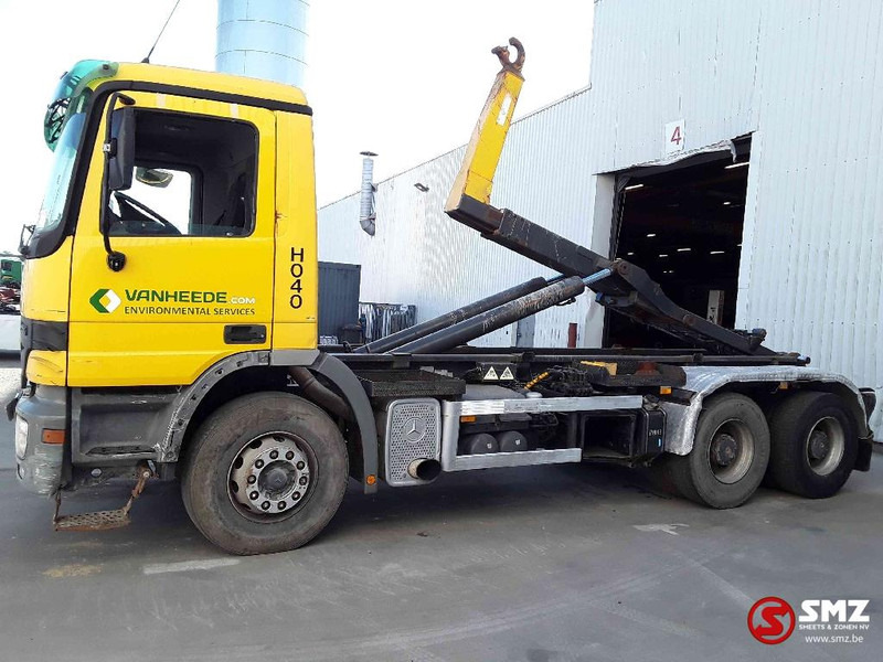 Mercedes-Benz Actros 2636 6x4 steel lames 3x - Kontejnerski tovornjak/ Tovornjak z zamenljivim tovoriščem: slika 5 Mercedes-Benz Actros 2636 6x4 steel lames 3x - Kontejnerski tovornjak/ Tovornjak z zamenljivim tovoriščem: slika 5