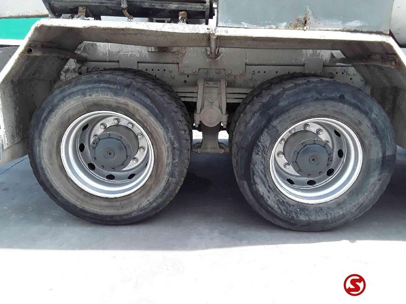 Avtomešalec Mercedes-Benz Actros 3235: slika 12
