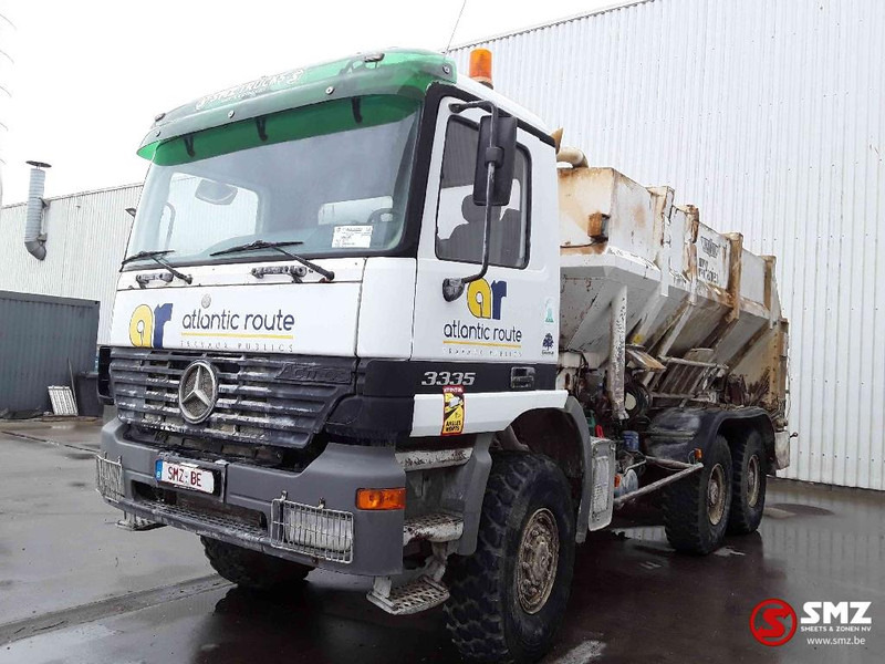 Mercedes-Benz Actros 3335 6x6 88000km manual - Črpalka za beton: slika 3 Mercedes-Benz Actros 3335 6x6 88000km manual - Črpalka za beton: slika 3