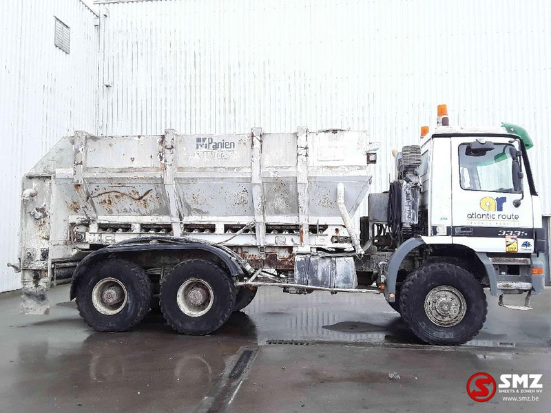 Mercedes-Benz Actros 3335 6x6 88000km manual - Črpalka za beton: slika 4 Mercedes-Benz Actros 3335 6x6 88000km manual - Črpalka za beton: slika 4