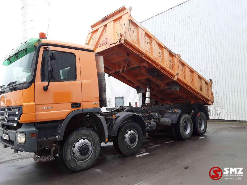Mercedes-Benz Actros 4141 8x8 manual - Tovornjak prekucnik: slika 5 Mercedes-Benz Actros 4141 8x8 manual - Tovornjak prekucnik: slika 5