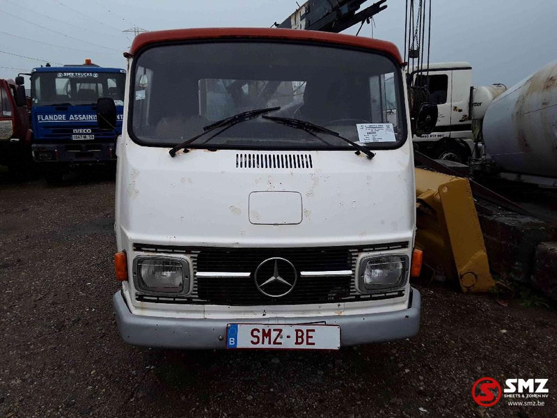 Mercedes-Benz - Tovornjak s kesonom: slika 2 Mercedes-Benz - Tovornjak s kesonom: slika 2