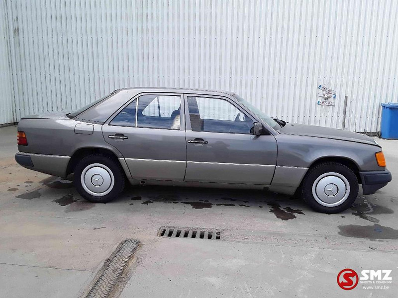 Mercedes-Benz - Avtomobil: slika 4 Mercedes-Benz - Avtomobil: slika 4