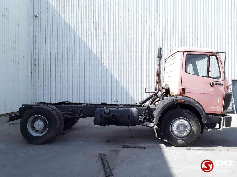 Mercedes-Benz SK 1722 lames steel - Tovornjak-šasija: slika 4 Mercedes-Benz SK 1722 lames steel - Tovornjak-šasija: slika 4