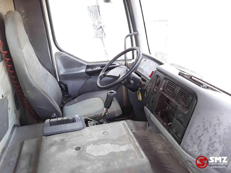 Tovornjak prekucnik, Tovornjak z dvigalom Renault Kerax 420 6x4: slika 6