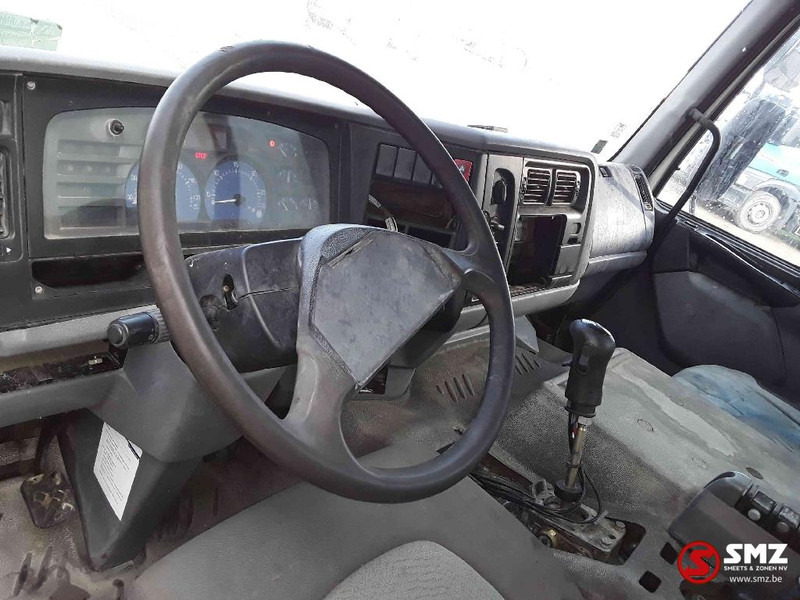 Tovornjak prekucnik, Tovornjak z dvigalom Renault Kerax 420 6x4: slika 8