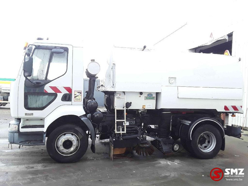 Renault Midlum 220 - Vozilo za pometanje: slika 5 Renault Midlum 220 - Vozilo za pometanje: slika 5
