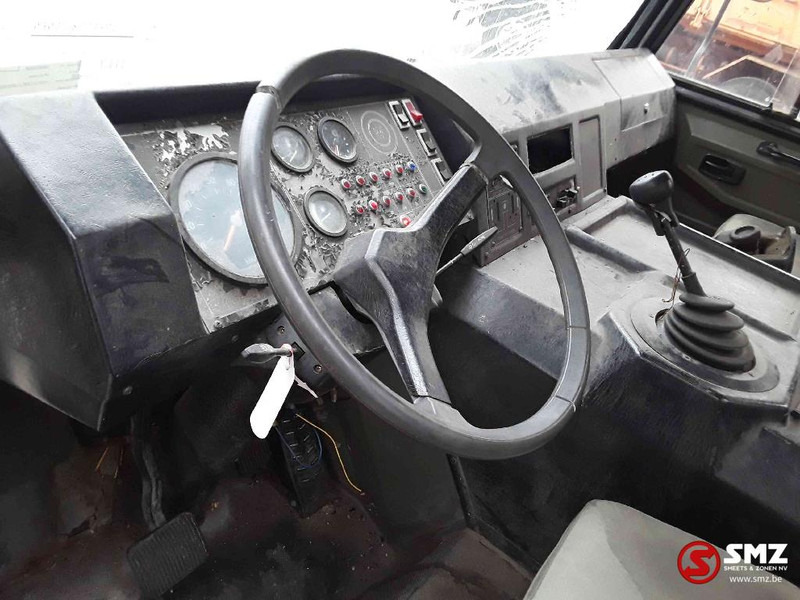 Tovornjak s kesonom Urovesa 4x4: slika 7 Tovornjak s kesonom Urovesa 4x4: slika 7