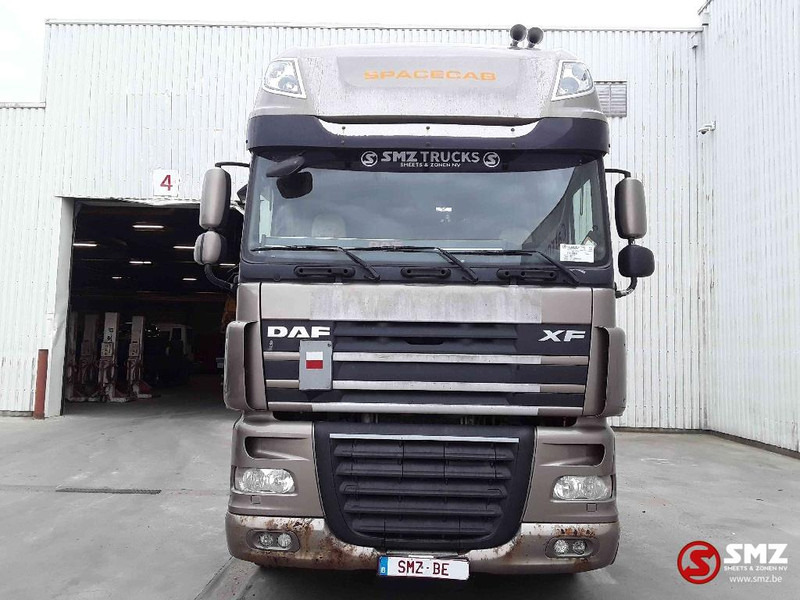 DAF 105 XF 460 superspacecab manual - Vlačilec: slika 2 DAF 105 XF 460 superspacecab manual - Vlačilec: slika 2