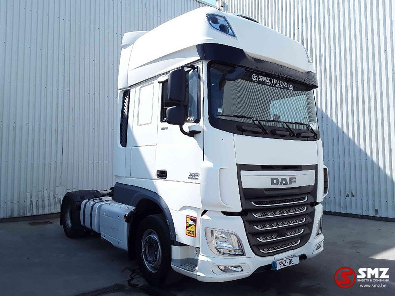 DAF XF 460 SUPERspacecab intarder 2 tanks - Vlačilec: slika 1 DAF XF 460 SUPERspacecab intarder 2 tanks - Vlačilec: slika 1
