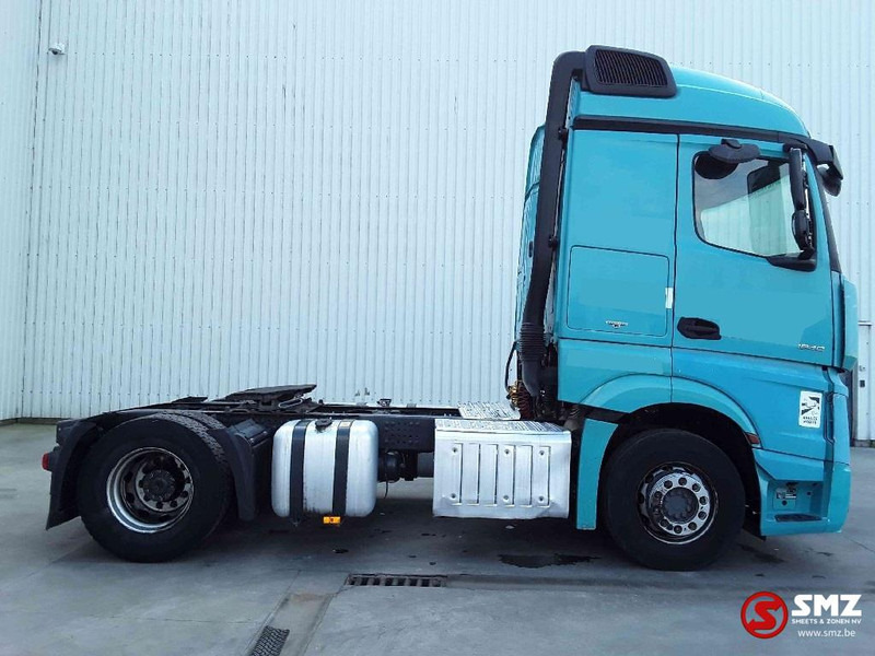 Mercedes-Benz Actros 1840 problem cilinderhead - Vlačilec: slika 4 Mercedes-Benz Actros 1840 problem cilinderhead - Vlačilec: slika 4