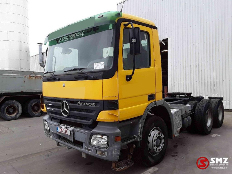 Mercedes-Benz Actros 2636 6x4 steel lames EPS - Vlačilec: slika 3 Mercedes-Benz Actros 2636 6x4 steel lames EPS - Vlačilec: slika 3