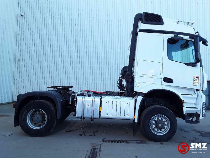 Mercedes-Benz Arocs 2051 4x4 Retarder NO hydrodrive!! - Vlačilec: slika 4 Mercedes-Benz Arocs 2051 4x4 Retarder NO hydrodrive!! - Vlačilec: slika 4